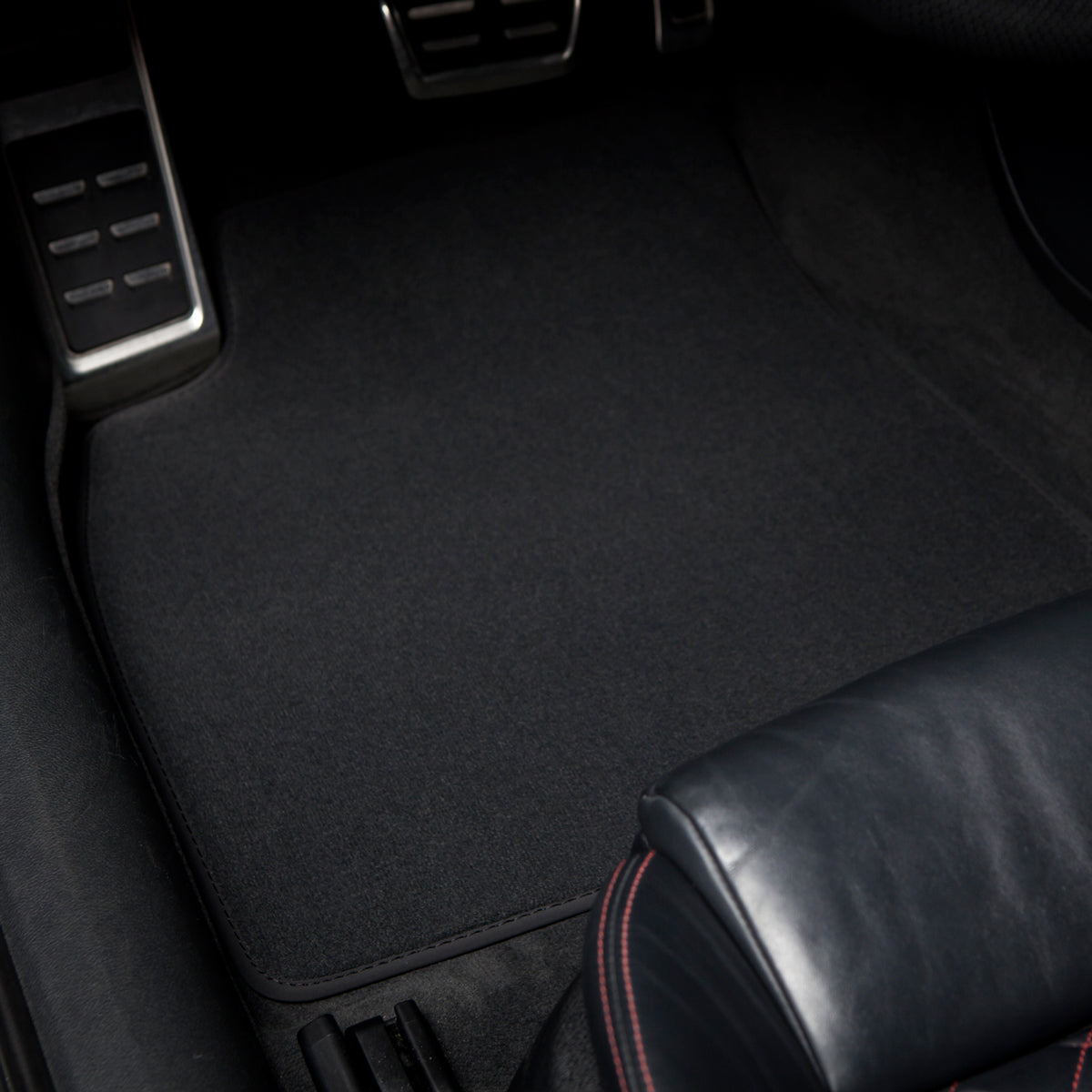 Chevrolet Corvette Velour Floor Mats 2015-2019 – C7 – Black