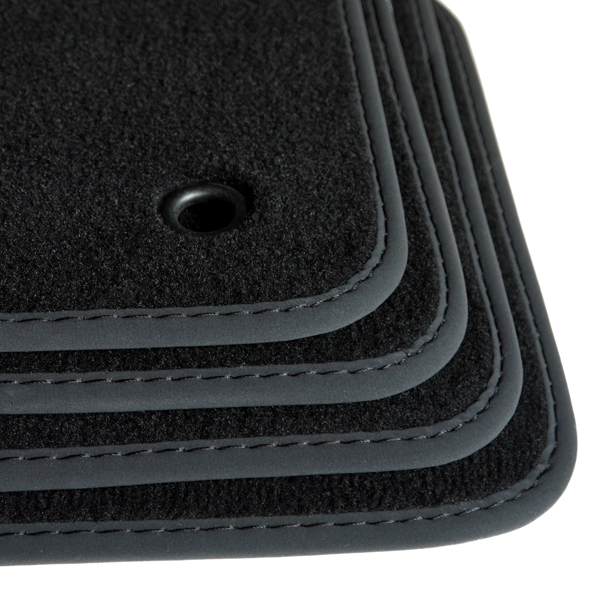 Jeep Grand Cherokee Velour Floor Mats 2011–2012 – WK2 – Black