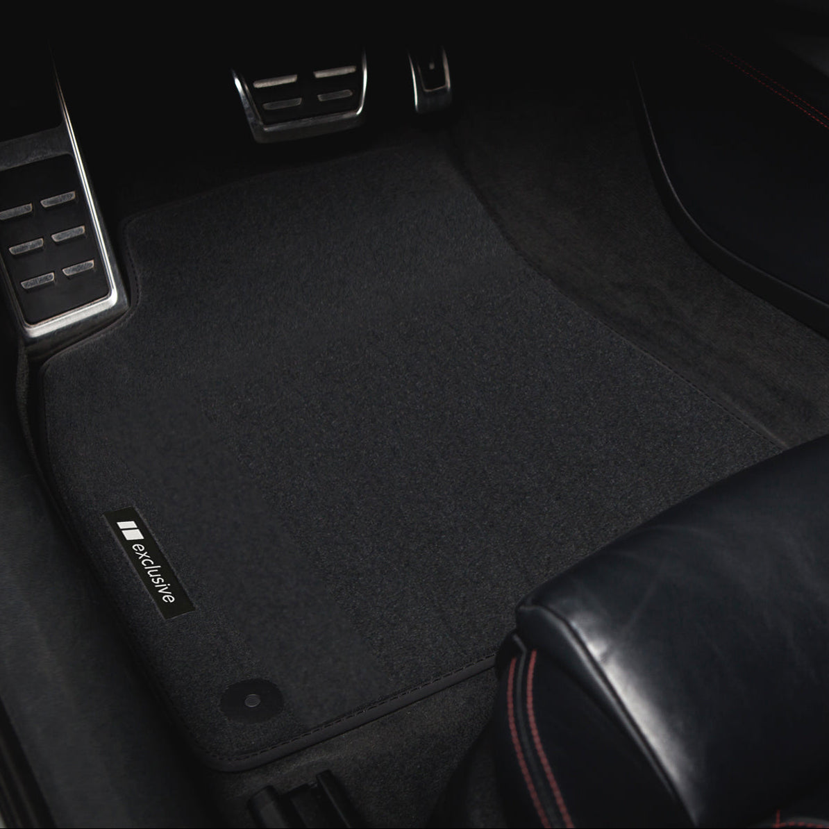 Volkswagen Passat Velour Floor Mats 2012-2019 – B7 NMS – USA Canada – Black Exclusive