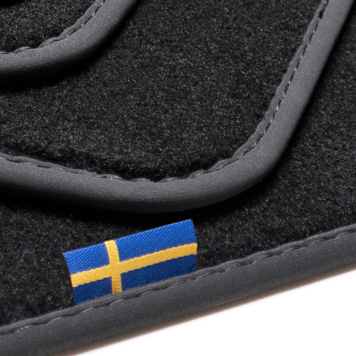 Volvo 240 260 Velour Floor Mats 1974-1993 – Flag Tag