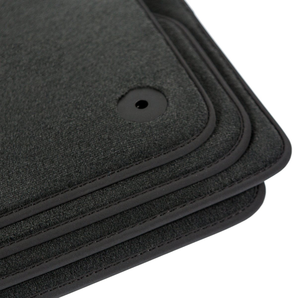 Audi Q3 Velour Floor Mats 2019-2025 – F3 – Black