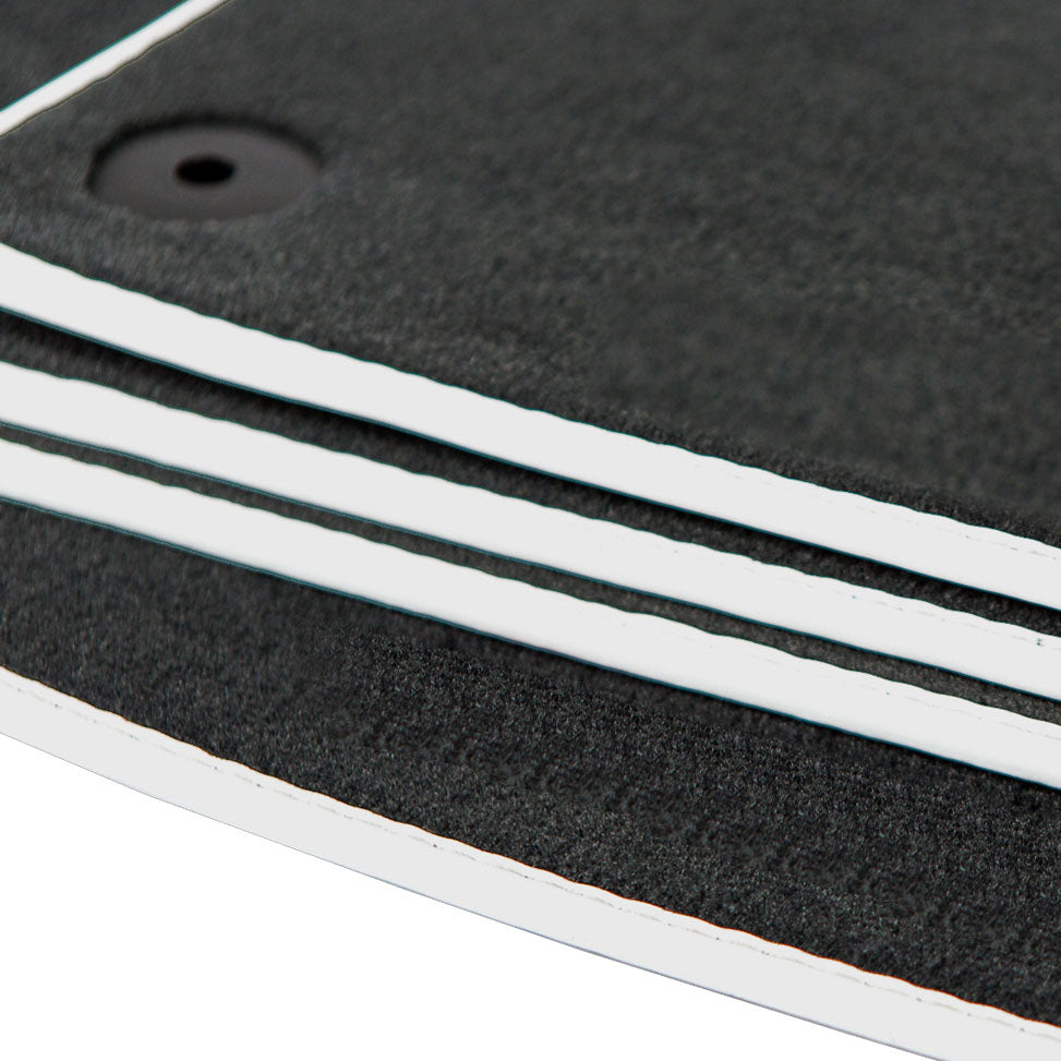 Audi A6 &amp; S6 Velour Floor Mats 2005-2011 – C6 – Silver Edging