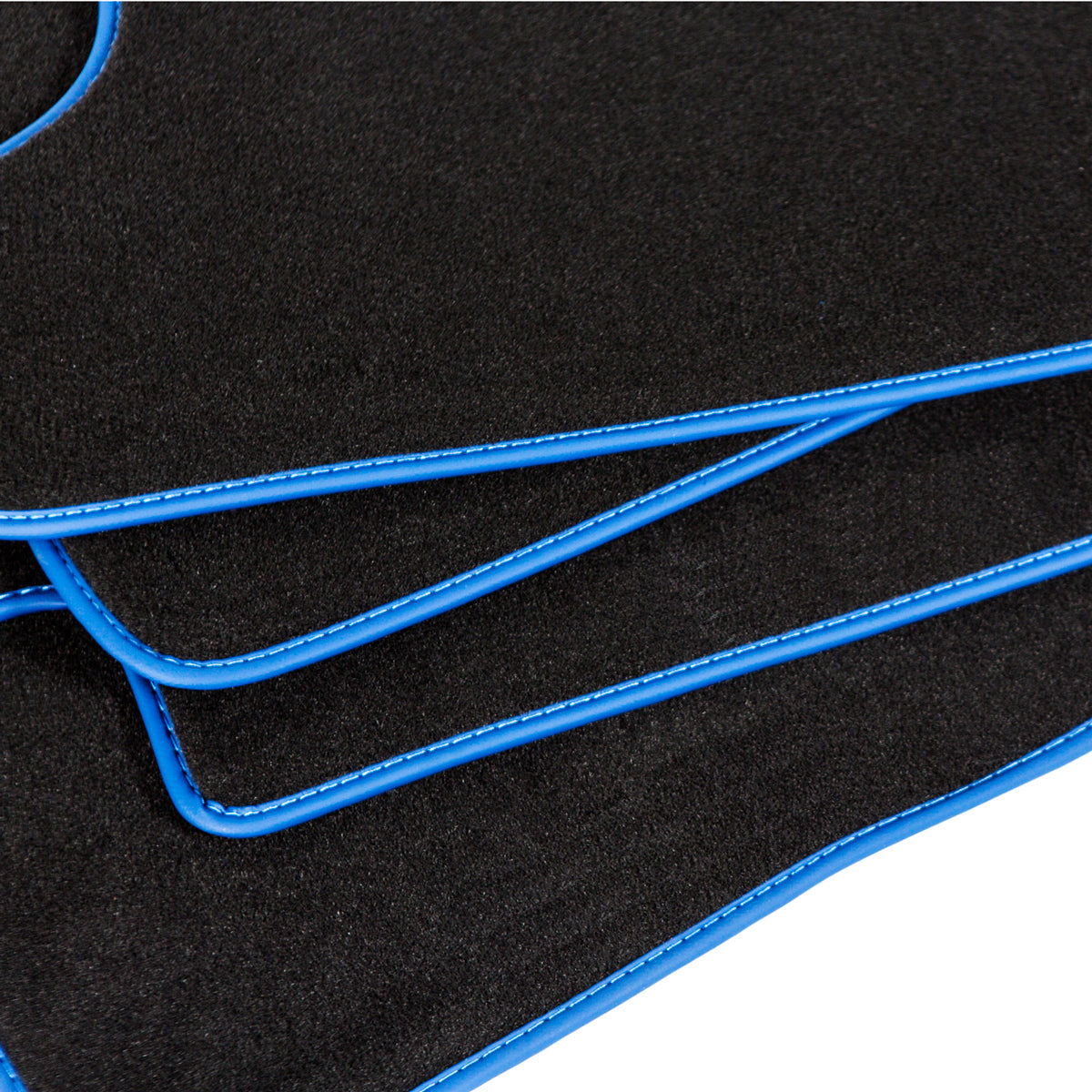 BMW i8 Velour Floor Mats 2014-2021 – L12 &amp; L15 – Blue Edging
